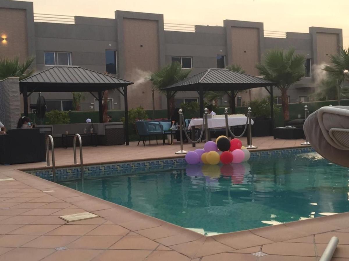 منتجع سوليس فيلا الرياض Solis Villa Resort ริยาดห์ ภายนอก รูปภาพ